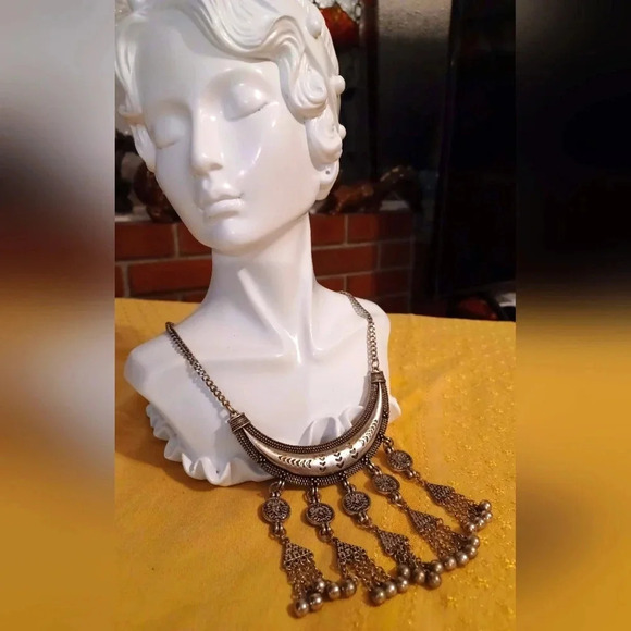 A Silver Boho Fringe Coin Charm Pendant Bib Choker Necklace - Picture 2 of 7